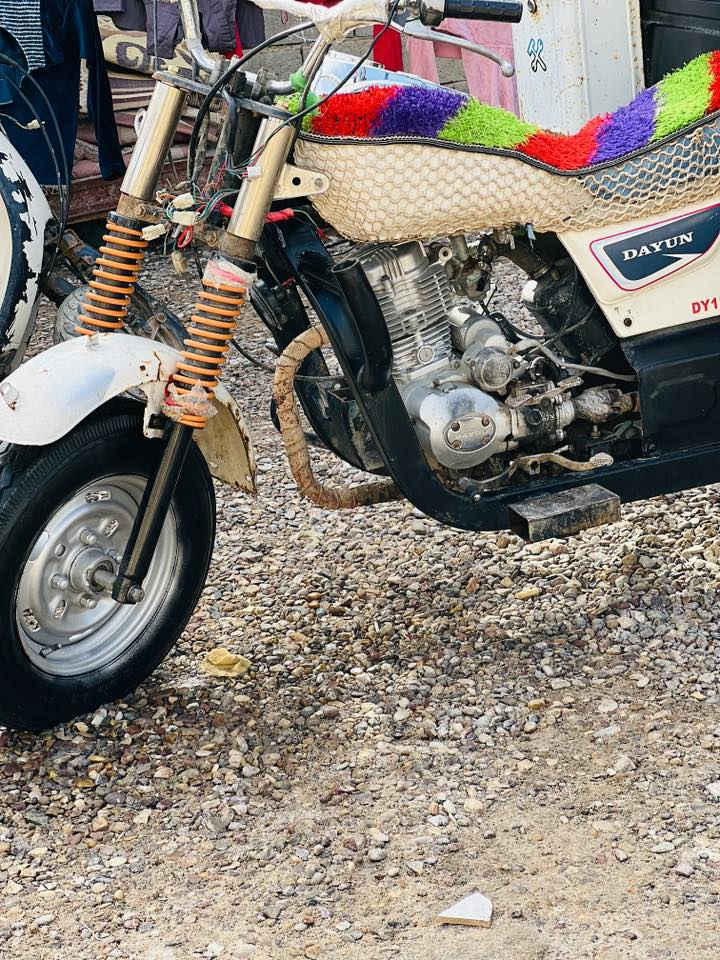 السلام عليكم ورحمة ستوته البيع موديل 2013 وراق صولي بدون مكينه رايده 950 بيه مجال قليل ***********
