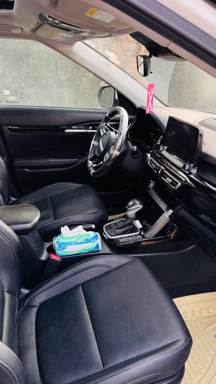 السلام عليكم 
كيا سيلتوز فول مواصفات رقم اربيل بأسمي
حادثها ربع بنيد صبغ فقط وبارد جوه الرقم بالجنطه
بدون اي ضرر داخلي مكفوله من كلشي
فول مواصفات للاخير مكينه2000 دوش
السعر168 مكانها بابل
*********** حلة, بابل
