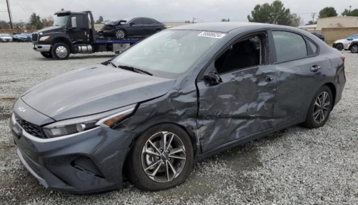 فورتي 24ماشي8675رقم بغداد 155بيه مجال 3KpF24AD7RE730490 رقم الشاصي
مكان كربلاء 
***********
