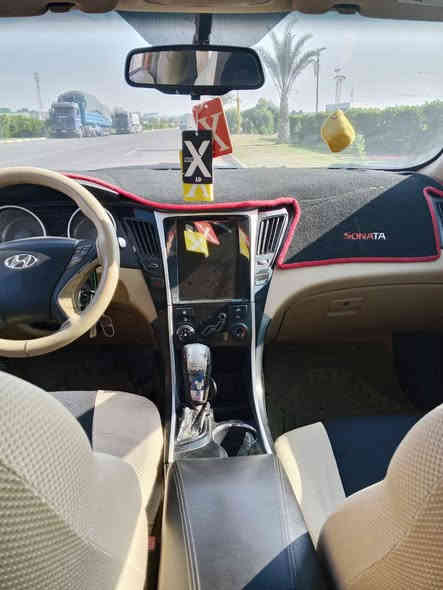 السلام عليكم سوناته للبيع موديل 12 حادث جاملغ امامي بدون دواخل سياره ليبر واحد شاشه وكامره دواره السعر 95 وبيه مجال الاتصال على الرقم ***********
