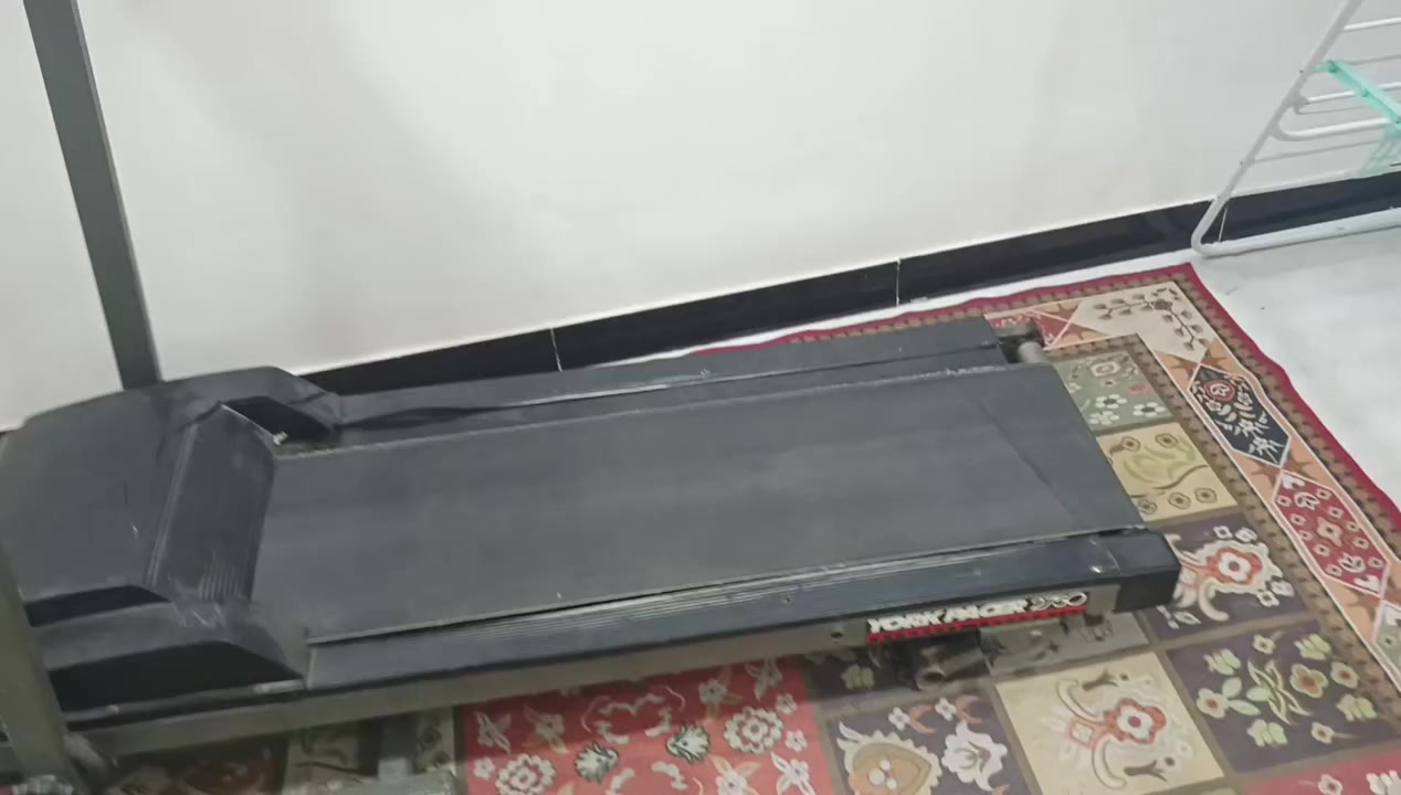 السلام عليكم جهاز جري للبيع شغال درجه وحده المنضومه مال سرع شايليه يعني سرعه وحده يشتغل واكو دكمه طفي وشغل من خلاله يتحمل وزن السعر 60 وبي مجال حك الجيه المكان حي التراث مال البياع *********** هذا بي واتساب *********** هذا مكالمه اسيا واكو مايسنجر
