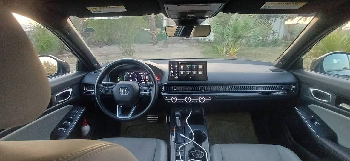 السلام عليكم هوندا سيفك هايبرد
  فول مواصفات تورنك 2025 
ماشيه 5000 ميل حادث جاملغ امامي
 وجاملغ خلفي بدون دواخل
 رقم بغداد بااسمي 
السعر 165 وبها مجال 
السياره جاهزه اي نقص مابيها 
المكان بغداد للاستفسار ***********
