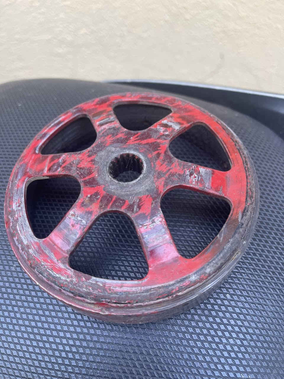 طاسات كلج رياضي  سكنس لوحده ب15
وذا ثنيهن ب25
***********
