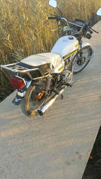 للبيع 23  تيكر سولنك دشبول الكتروني اوراق اصولي 6 سعر 550  وبيه مجال دراجه شرط فصل عوزه ترتيب بسيط ***********
