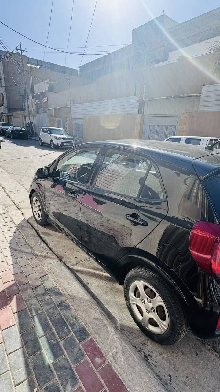 للبيع كيا بيكانتو 2018 خليجي 🇰🇷
سيارة نظيفة جدًا واستعمال شخصي، ما محتاجة شي.

المواصفات:

 • الموديل: 2018

 • النوع: Kia Picanto

 • وارد: خليجي

 • رقم: كربلاء

 • الحوادث: بدون حادث

 • المكينة والجير: شرط

 • المكيف: بارد جدًا

 • الداخل: نظيف. 

   •كامره خلفيه  
 
     •اقتصادية بالبنزين وممتازة للمدينة       

     •  غير متواجد على الماسنجر

السيارة جاهزة للفحص مكان السياره كربلاء

لأستفسار الاتصال 

***********

***********
