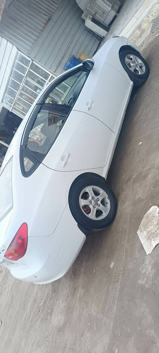 السلام عليكم
الانترا موديل ١١  قطعه وحده خليجي ١٦٠٠ رقم بغداد انكليزي بأسمي جديده حيل كير ومكينه وتبريد وتخم تاير كله جديد
مكاني بابل الحصوه
***********
*********** وبيه واتساب
