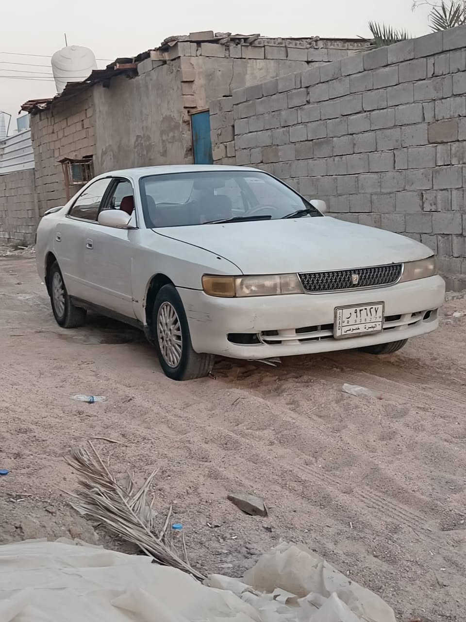 سلام عليكم سياره للبيع شيزر مكينه وكير وانجي بل كرتون كفاله من كص ونقل تخم تاير راعيهه موجود التحويل مصفره غرمات رقم بصره الاماني سنويه 27 بعدهه ما منتهيه سعر 35 وبيها مجال ***********
