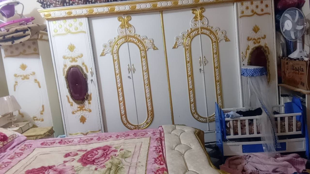 السلام عليكم
غرفة نوم للبيع ٧ قطع


**إذا كنت صاحب هذا الإعلان وتريد حذفه لأي سبب، رجاءا أرسل رسالة إلى الدعم الفني**