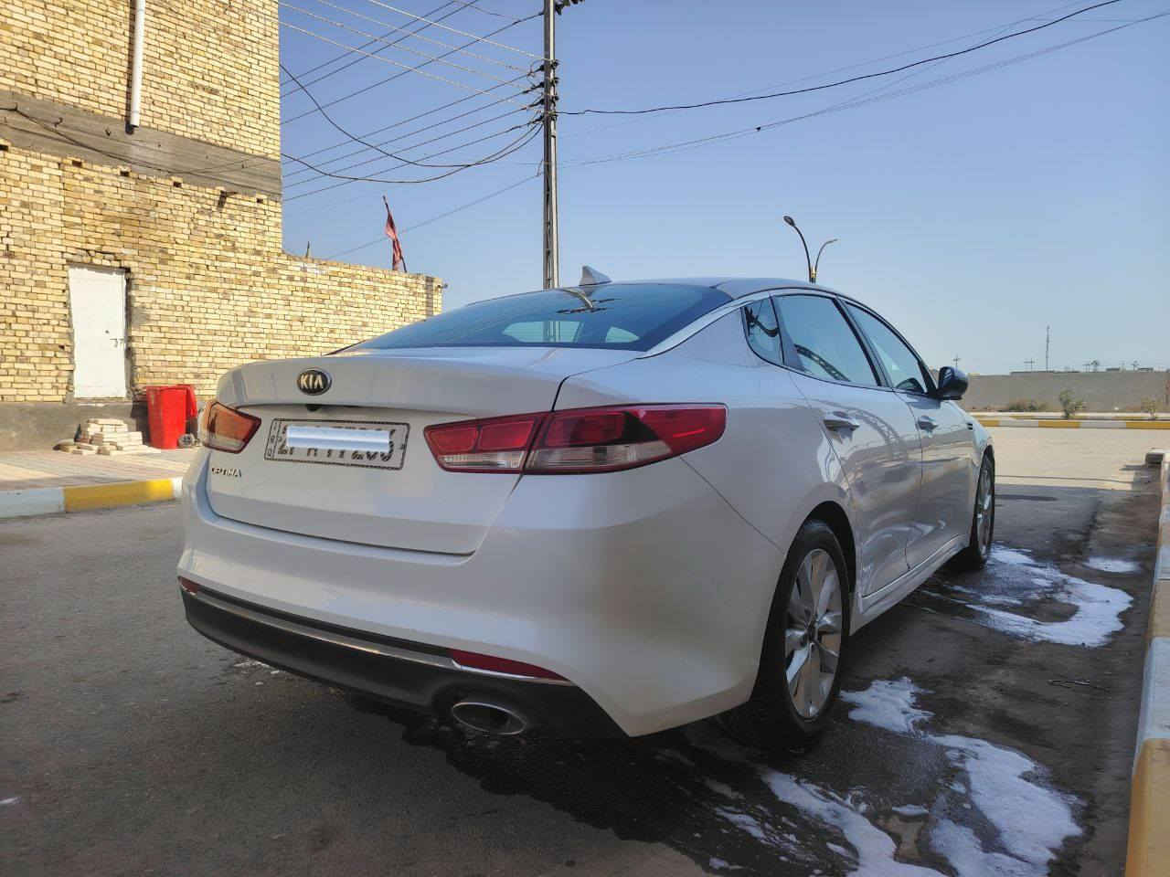 السلام عليكم ورحمة الله وبركاته 
كيا اوبتيما2017/ امريكي كلين بدون اي ضربه وتبديل فقط رش بسيط بالجاملغ الامامي بسيط جدآ والسونار بالصور /رقم ذي قار مشروع وطني لغايه 2030تحويل ثاني يوم /محرك 2400شرط مامفتوح / ماشيه 50الف حقيقي /سياره بحالة الوكاله /جاهزه من كل شي محرك حداديه تخم تاير تبريد ثلاجه /تحكم استيرن جهتين _شاشه كاميرا خلفيه_ حساسات خلفيه _اشاير بالمري _ويل كب /للاستفسار الاتصال على الرقم ***********//*********** العنوان ذي قار قضاء النصر
