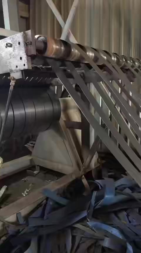 السلام عليكم معمل لانتاج الحديد البوردي المربع والشخاطة والمدور
يحتوي المعمل:
١-خط انتاج
٢-خط تشريح
٣-كرينات جسرية عدد٢
٤-مولد ٣٢٥ k
مع قوالب وجميع الملحقات الخاصة بالمعمل
المكان بغداد
للاستفسار ***********
***********
