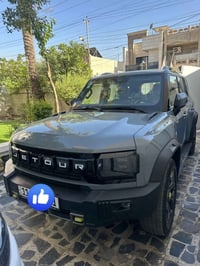 جيتور T2 لاكجري  مديل ٢٥  كفالة سيارة  لون اسمنتي بعدها بالضمان  باسمي...