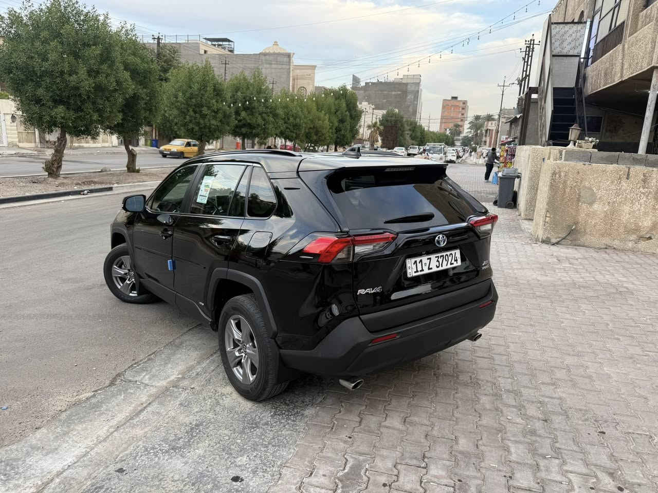 راف فور 
2024
وارد امريكي حادثها بنيد فقط امبدل نفس اللون وبيها بارد بل باب 
ماشيه 51الف كيلو 
مواصفات xle
كشن السايق كهرباء 
كشنات مخمل 
رادرات 
نقطة عمياء 
السعر 230ورقه وبيها مجال 
المكان المنصور 
***********
