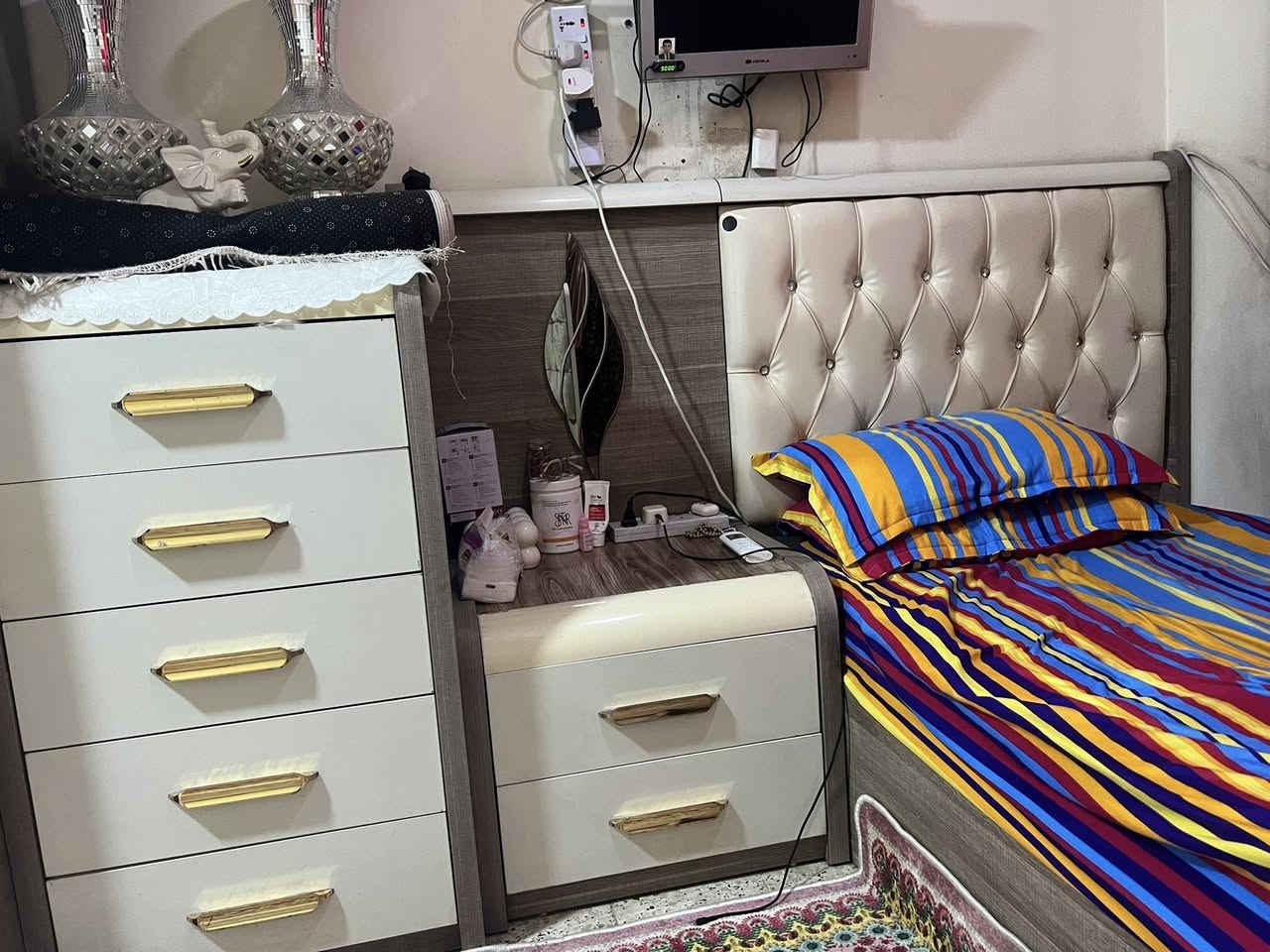 غرفه تركي خمس قطع اي ضرر مابيه تكمه السعر ٣٠٠ الف


**إذا كنت صاحب هذا الإعلان وتريد حذفه لأي سبب، رجاءا أرسل رسالة إلى الدعم الفني**