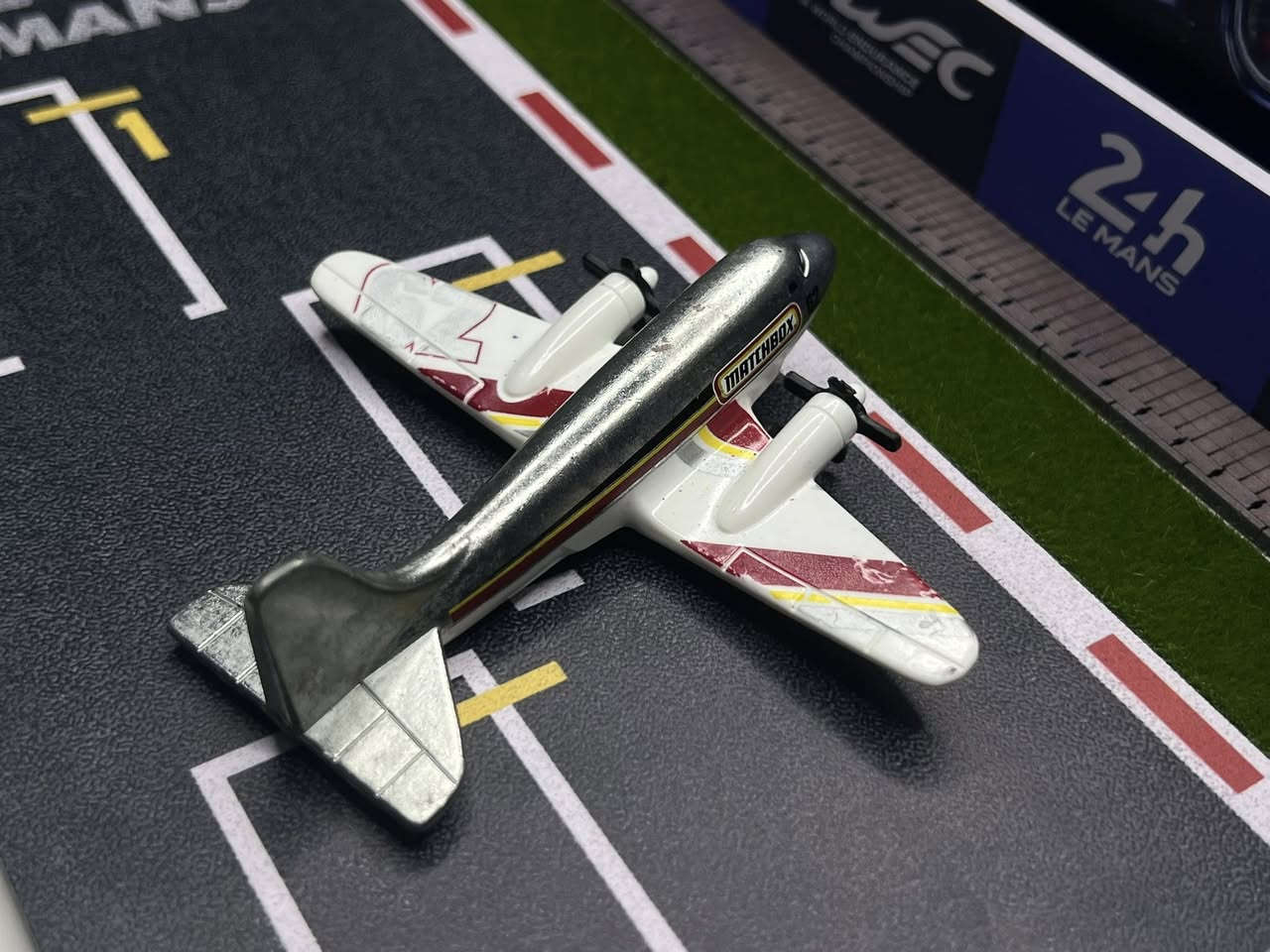 متوفر للبيع 

طياره انتاج ماجبوكس 
جميله بمعنى الكلمه


**إذا كنت صاحب هذا الإعلان وتريد حذفه لأي سبب، رجاءا أرسل رسالة إلى الدعم الفني**