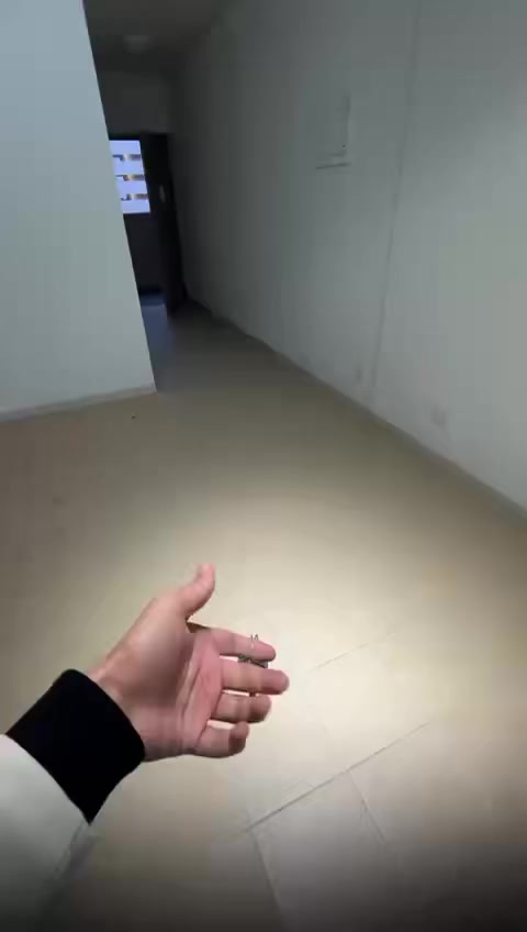 للبيع 100 بلوك B8
طابق 4 واصل 13.500.000 

مطلوبة 7 اشهر كفيل دائمي

(***********)
