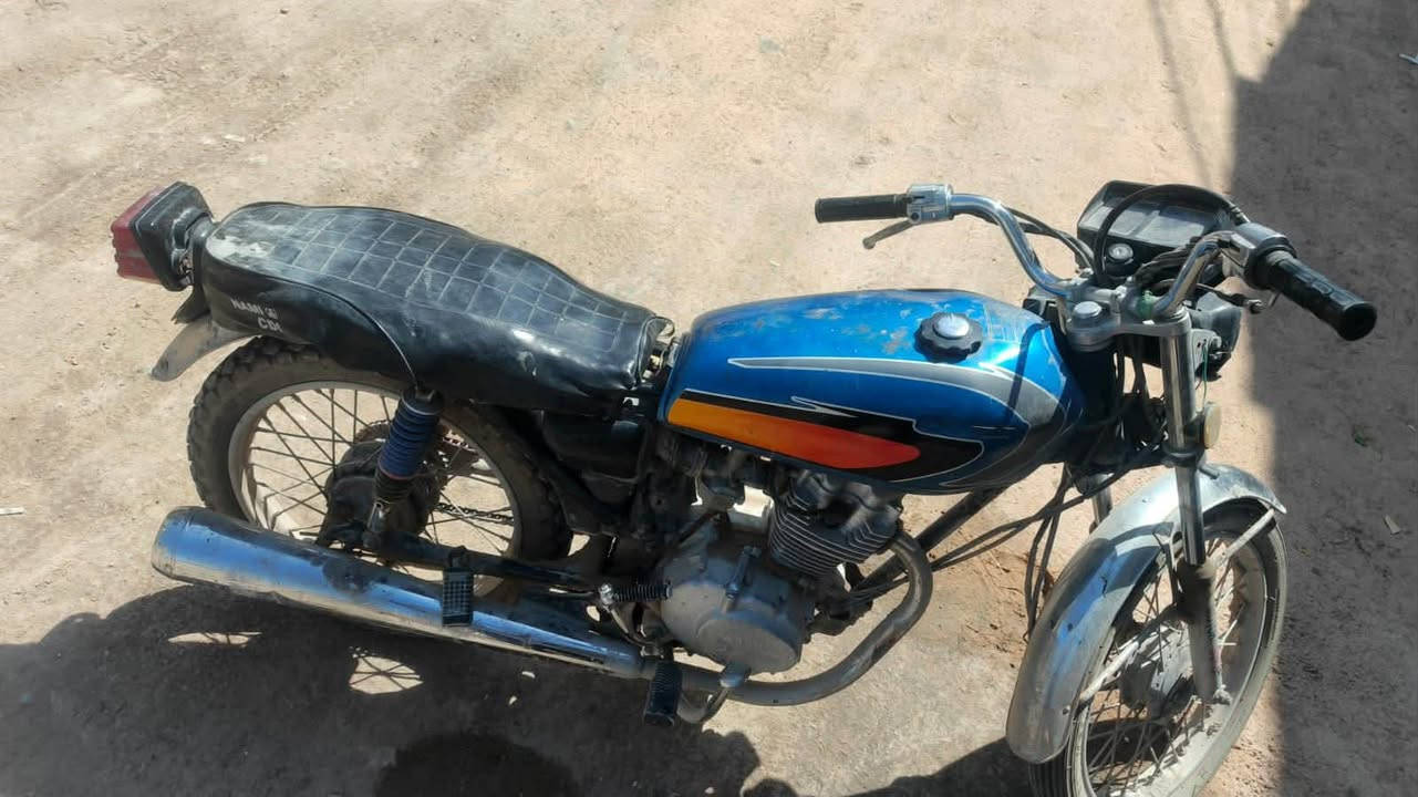 سلام عليكم دراجه اربع كير اصولي مديل ٢١ب٤٥٠وبيها مجال متواجد فيس مكاني نجف


**إذا كنت صاحب هذا الإعلان وتريد حذفه لأي سبب، رجاءا أرسل رسالة إلى الدعم الفني**