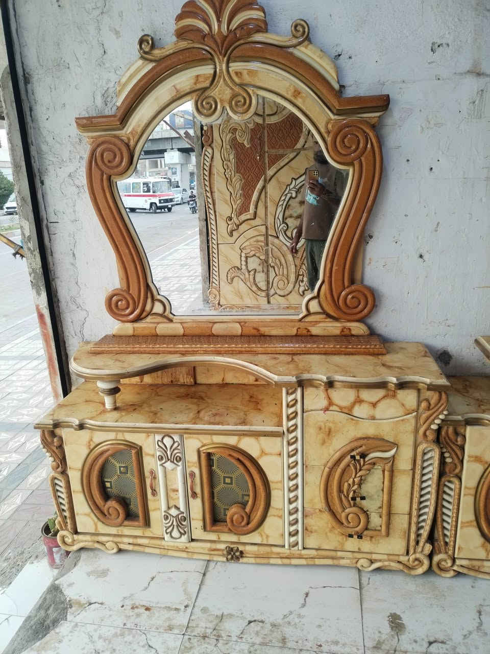 غرفه نجار لبيع سعر650تصال***********واتساب
