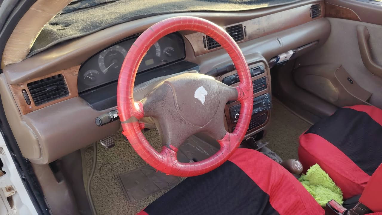 سلام عليكم
سمند خصوصي رقم كربلاء انكليزي و هزه جديده كير و محرك و تبريد و تخم تاير نظيف و صدر جديد سعرها ٣٠ وبيها مجال للطيبين للتواصل واتساب
*********** مكاني بغداد الدوره هور رجب قرب المنتجع
