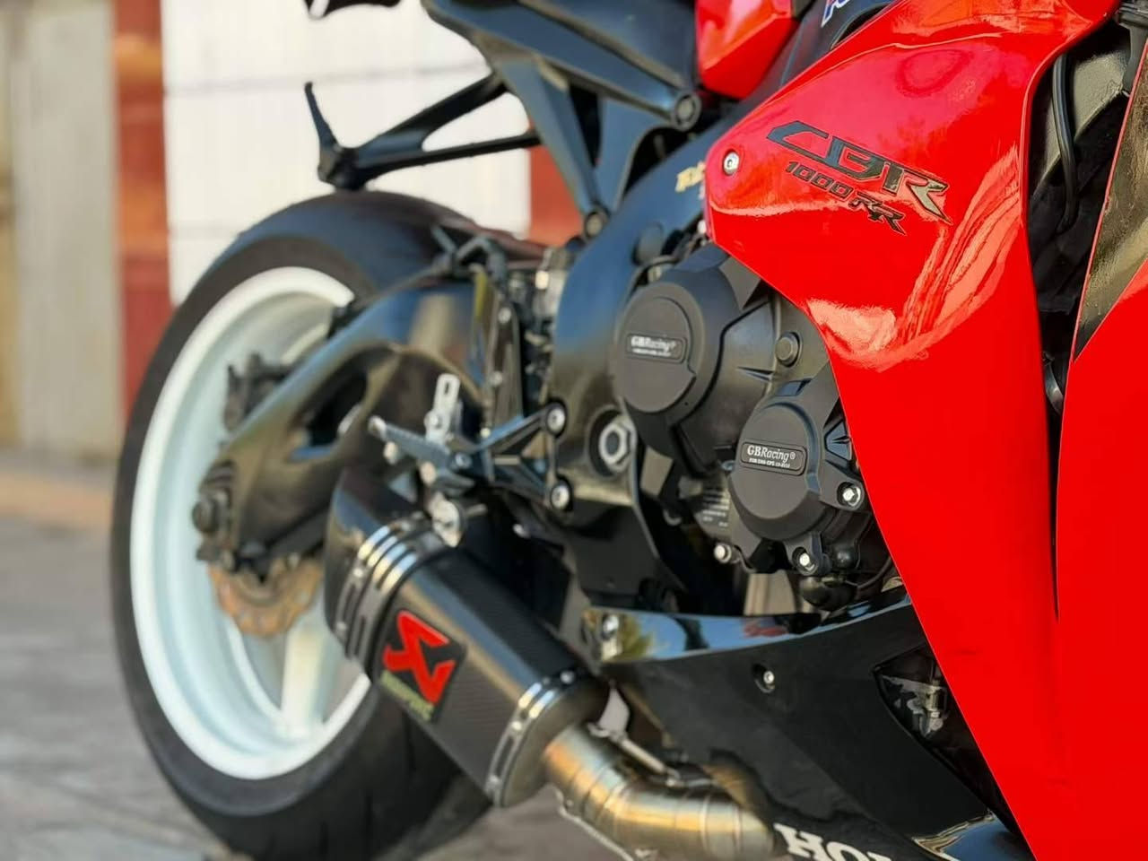 CBR1000RR
2009
39ورقه
ضمان  محرك گير بدون حادث
هزا دراجه بل خارج 
بعد ٤٥-٩٠ من دفع وصل سليمانيه
***********
***********
***********
اعزا كرام كل دراجات بل خارج بعد ٤٥-٩٠ وصل 

أعتذر إن تسببت هذه المنشورات في مشاكل لبعض الأشخاص.

أي شخص لديه شركة نقل في الصين أو اليابان، سأرسل الدراجة النارية إليه. جميع الدراجات النارية أرخص.
٥٠٠$
وبالمناسبة، هذه الأسعار صحيحة.

لقد صُدم بعض الناس بشدة، يا أعزائي.

أؤكد لكم أنني سأجعله أرخص آنشالله 
شكران للمدير كروب

‏https://www.tiktok.com/@madeinjapan919?_r=1&_t=ZS-92jOpMF0D3q

‏https://www.tiktok.com/@samuraiskill1?_r=1&_t=ZS-92jOrywJb6u
 یمکن تابعنی علی تیک توک
