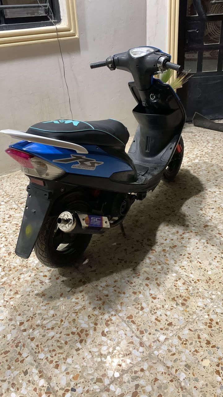 السلام عليكم ماكس عدله دراجه كامله محرك بلادي وكفرات بلادي مختمات بيها شلعه ومعدل تشك لكاع صلنصه رياضي لسعر 600وبيها مجال بسيط مكاني بغداد لغزاليه *********** متوفر واتساب
