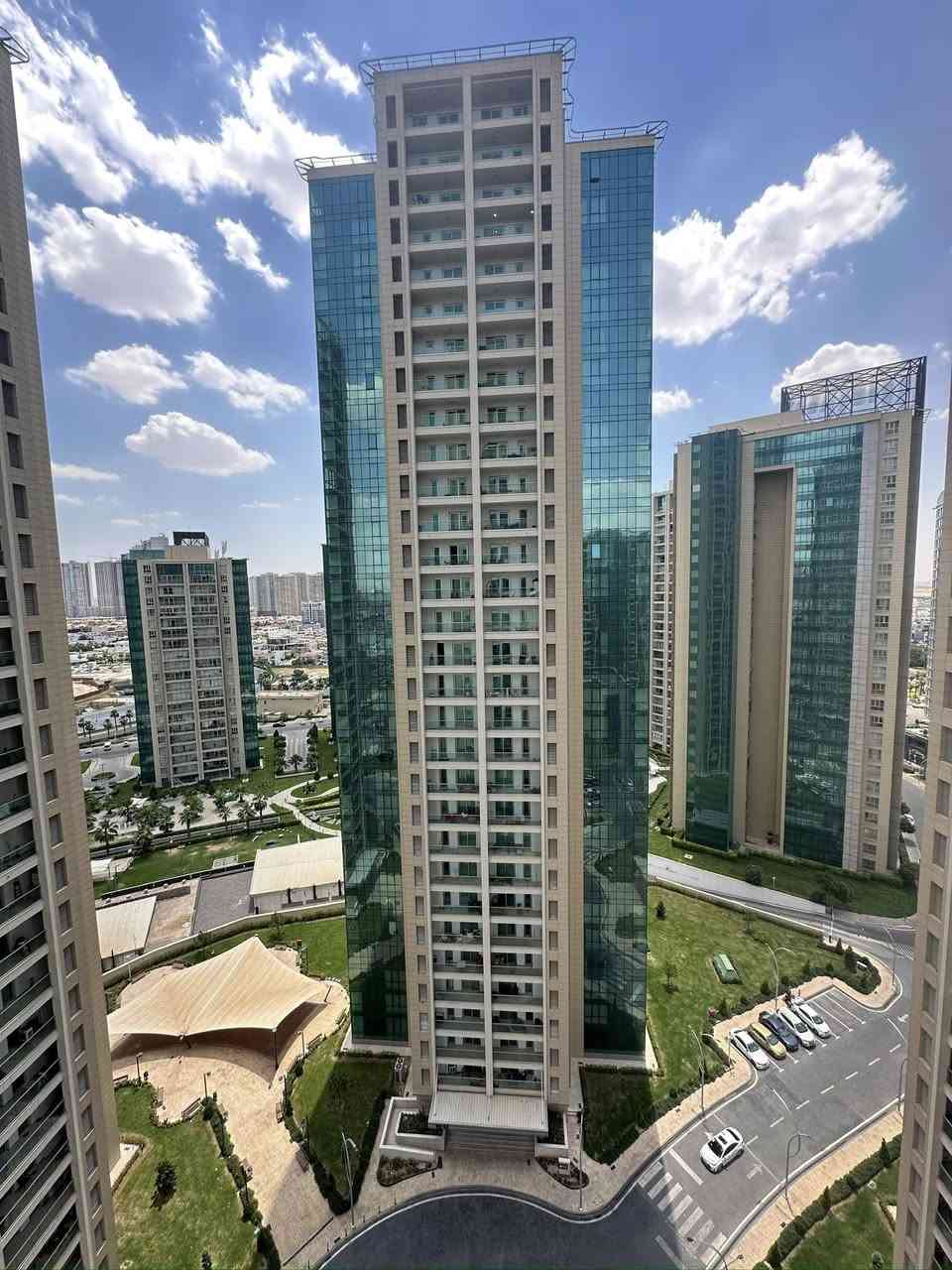 Empire wings 1+1 one bedroom for rent 400$ 
WhatsApp +9647502002001 

شقة بغرفة نوم واحدة في إمباير وينجز للإيجار بسعر 400 دولار أمريكي
للتواصل عبر واتساب: ***********

 ئیمپایەر وینگس یەک ژووری نوستن بۆ کرێ 400$ 
واتسئەپ ***********
