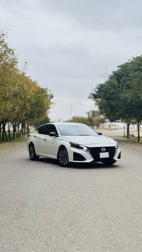 نرخی مناسب ⬇️ . Altima 2025 SV . سەیارەکە ٣٣ هەزار ڕۆشتووە . کاتیە و س...