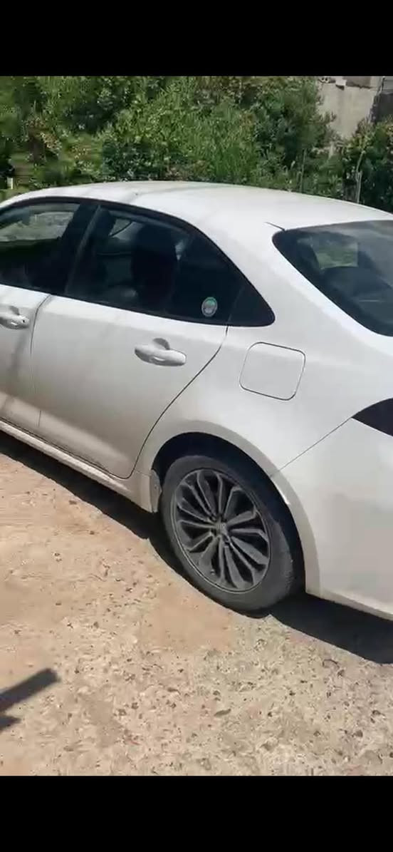 تويوتا كورلا خليجي
موديل السيارة 2024 
وكالة الفطيم الاماراتية
محرك بانزين فقط 
محرك 1600 CC
الممشى ١٢٠ ألف 
الرقم فحص موقت 
تترقم اربيل وتترقم ارقام العراق
الضرر فقط البونيد بدون دواخل 
ومعجون عند رقم الصندوق
السعر مناسب 136
المواصفات الخارجية
كشافات ضباب امامية ليد
اشارات بالمرايا
كشاف ضباب خلفي
حساسات خلفيه 
المواصفات الداخلية
السويج ريموت
مقاعد جلد تغليف الوكالة
زجاج كهربائي اوتو لمسه واحده
نظام السنتر لوك
مرايات كهربائيه
تحكم بالمقود
متبت سرعه
بلوتوث
شاشة معلومات
نظام ابل كار بلاي
نظام اندرويد اوتو
تحكم بالنظام الصوتي
منفذ يو اس بي وتايب سي
مكيف يدوي
حاملات اكواب
تكايه بالوسط درج مع منفذ طاقه
فتحات تكييف خلفيه 
 واراوس بتكسي هايبرد او بانزين للتواصل ***********
