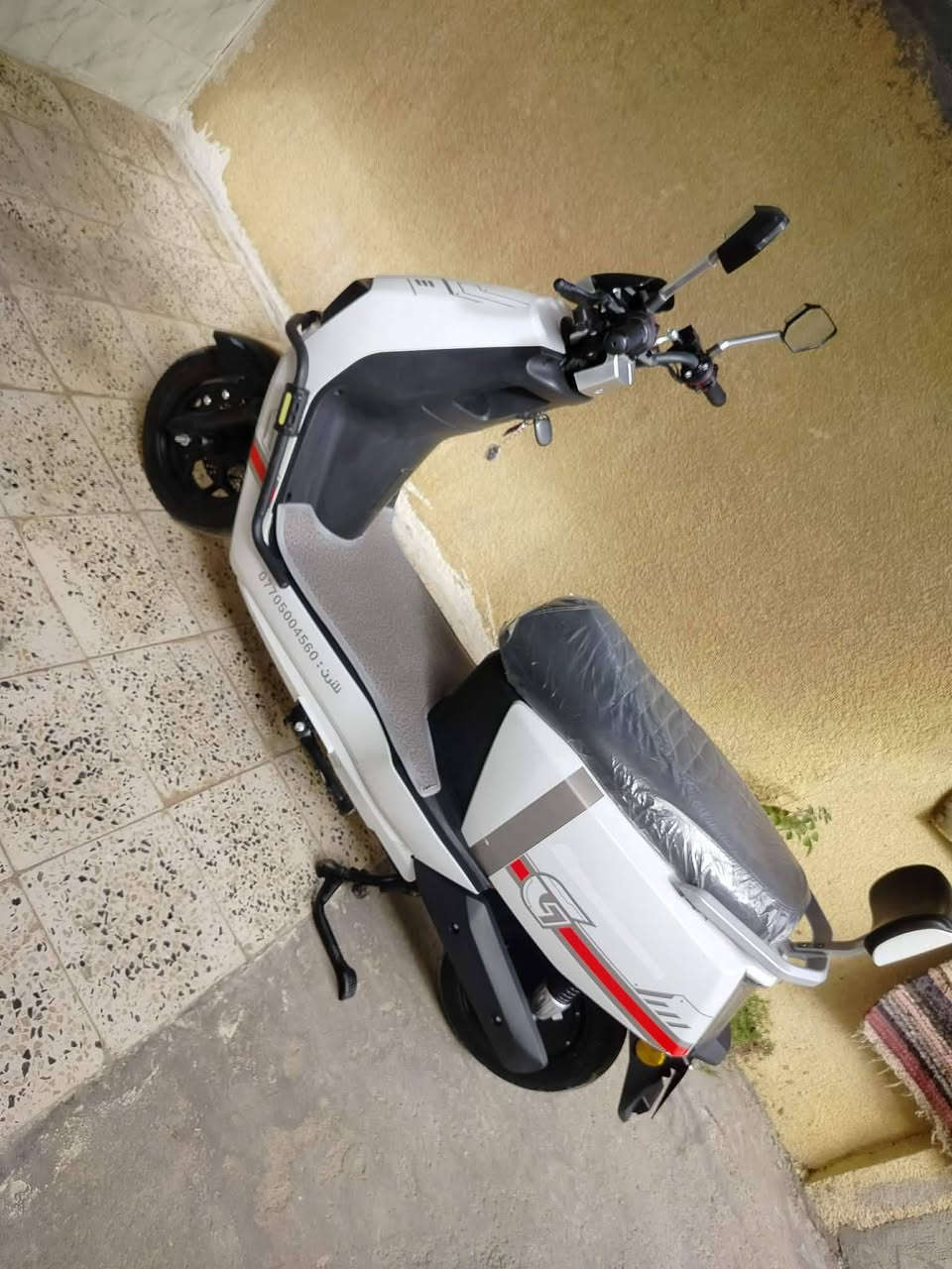 سلام عليكم
دراجة شحن 6 بطاريات ماشيا 3000 ملفها 2000
سويج وبصمة وكرت وامبثري بلادي وبك.... سعرها 650 وبيها مجال ومراوس حسب الرغبة 
مكانها الحصوه أبو غريب *********** بي واتساب
