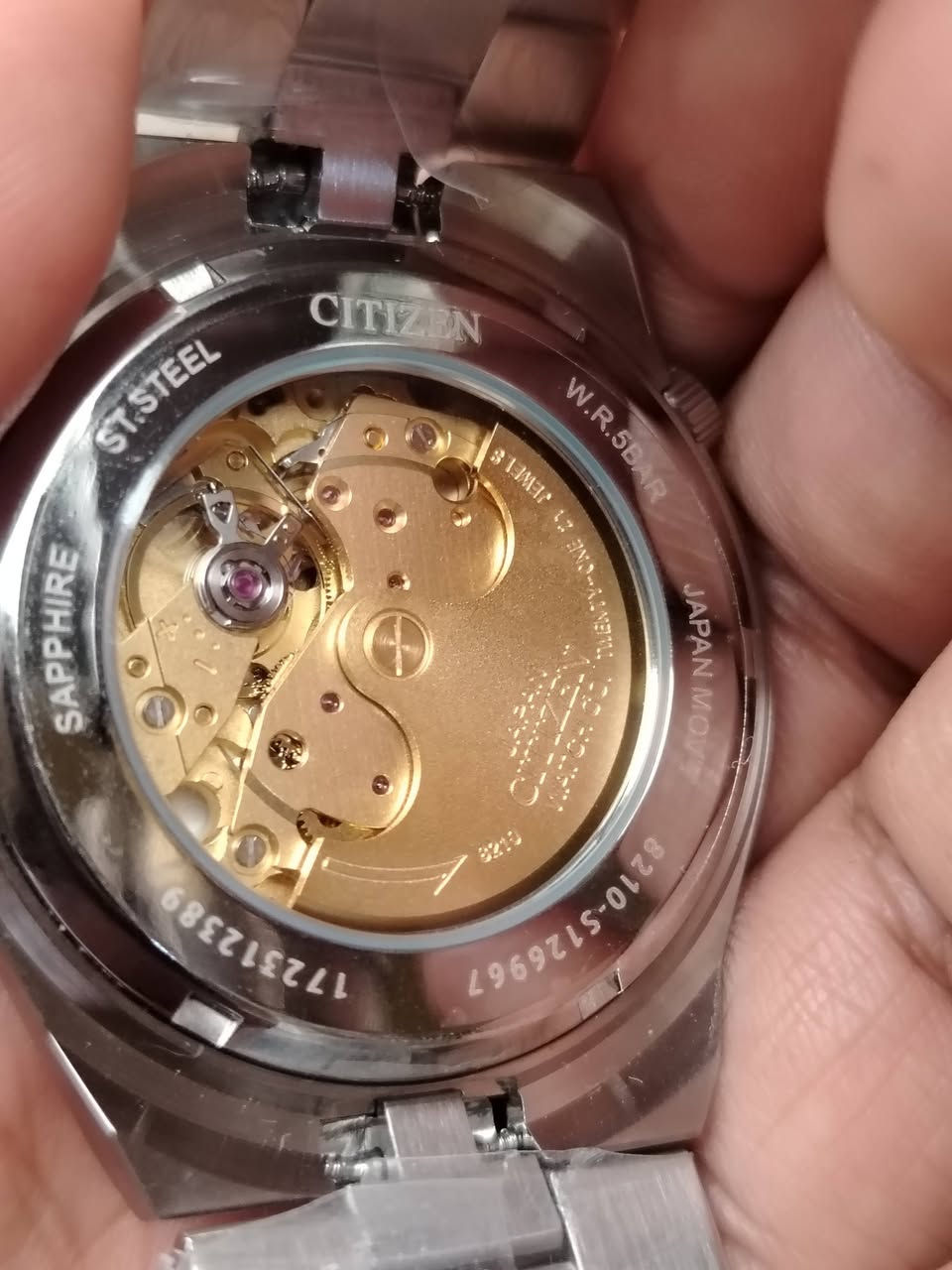 ستيزين تيفاني 
مكينه  اوتماتيك 21 
ظهر زجاجي مكشوف 
نظيفه جدا 
قطر  ٤٠
125 الف 
يوجد توصيل لكافة محافظات العراق


**إذا كنت صاحب هذا الإعلان وتريد حذفه لأي سبب، رجاءا أرسل رسالة إلى الدعم الفني**