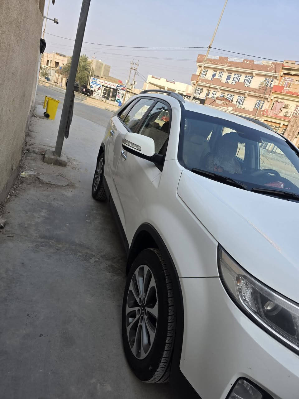 للبيع سورنتو 2015 خليجي فول موصفات ما عدة لفتحة لسيارة مكفولة ما عدة بارد موضح بالسونار محرك اربعة سلندر 

السعر 180 وبيهة مجال 

***********
