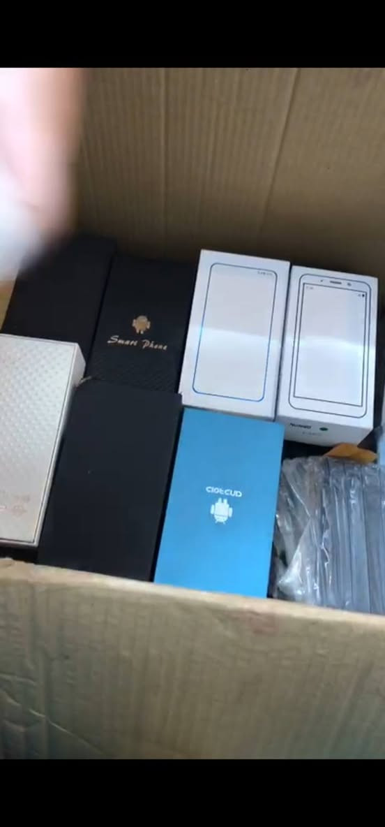 مبايلات متوفر كمية عدد 42  مبايل شلعة بنباعن الي مهتم ينطي بيهن سعر مناسب


**إذا كنت صاحب هذا الإعلان وتريد حذفه لأي سبب، رجاءا أرسل رسالة إلى الدعم الفني**