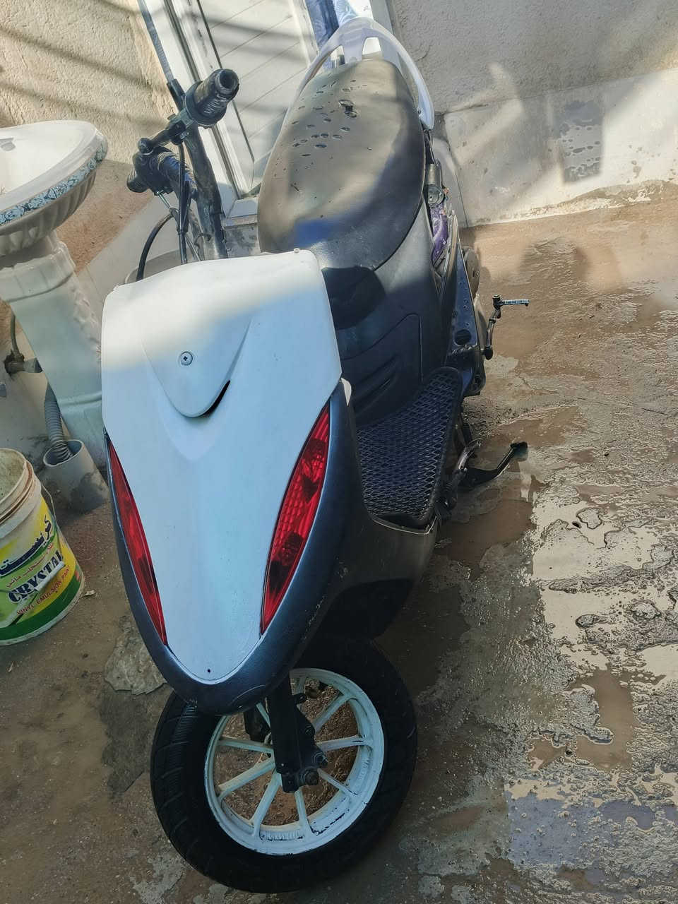 سلام عليكم  عدله للبيع بوشه 49 مجفته مره وحده دراجه شلعه موعدل بدون وراق دراجه عوس بس قبق هندر كلشي ما بيه كفلك من سرقه ومن عشاير سعر 350وبيه مجال ابو 250لا تراس ليش تفاشل وياك وهاذ رقمي ***********مكاني لربع سايدات مال عبجيه
