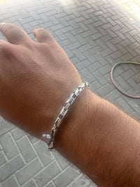 سوار • ١٦ ونص غرام