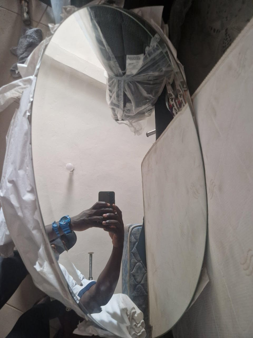 Mirrors for sell at a reasonable price anyone interested please call me on 7198654/3971998 Kombo North/Saint Mary, Brikama


**إذا كنت صاحب هذا الإعلان وتريد حذفه لأي سبب، رجاءا أرسل رسالة إلى الدعم الفني**