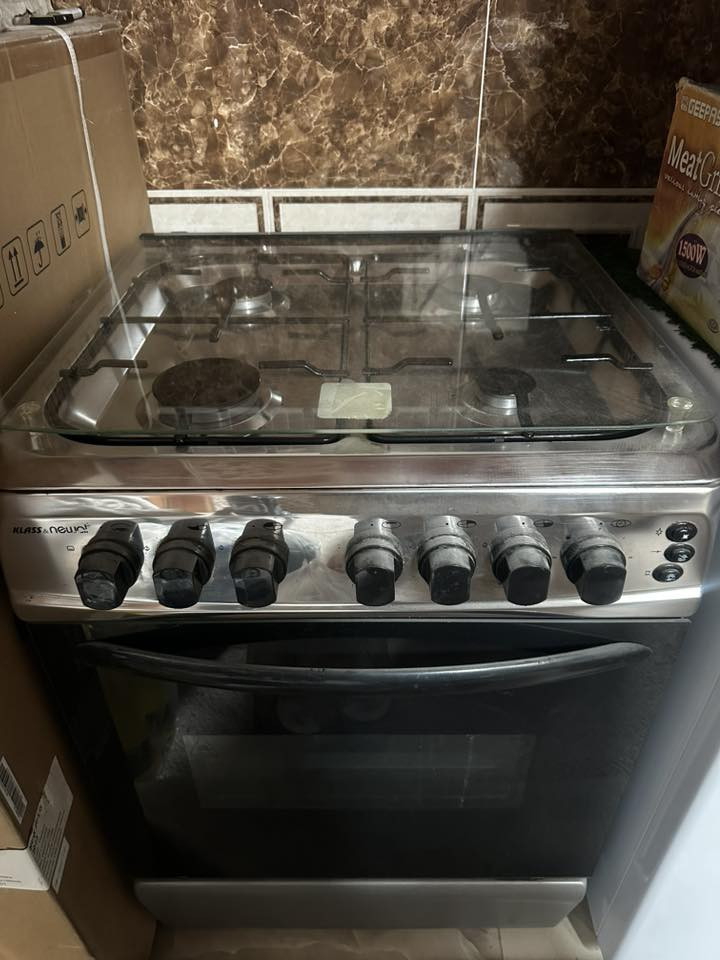 طباخ شبه مستعمل عيون شغاله مال البيت
***********
السعر 175 الف
