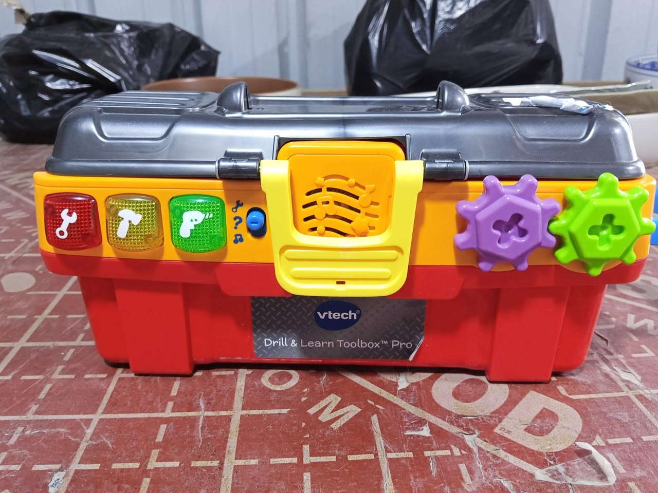 تم فتح العاب اطفال باله 
تشكيلة متنوعة سيارات دمى  ألعاب حركية 🧸
العنوان حله اسفل جسر الهنود مقابيل الشط


**إذا كنت صاحب هذا الإعلان وتريد حذفه لأي سبب، رجاءا أرسل رسالة إلى الدعم الفني**