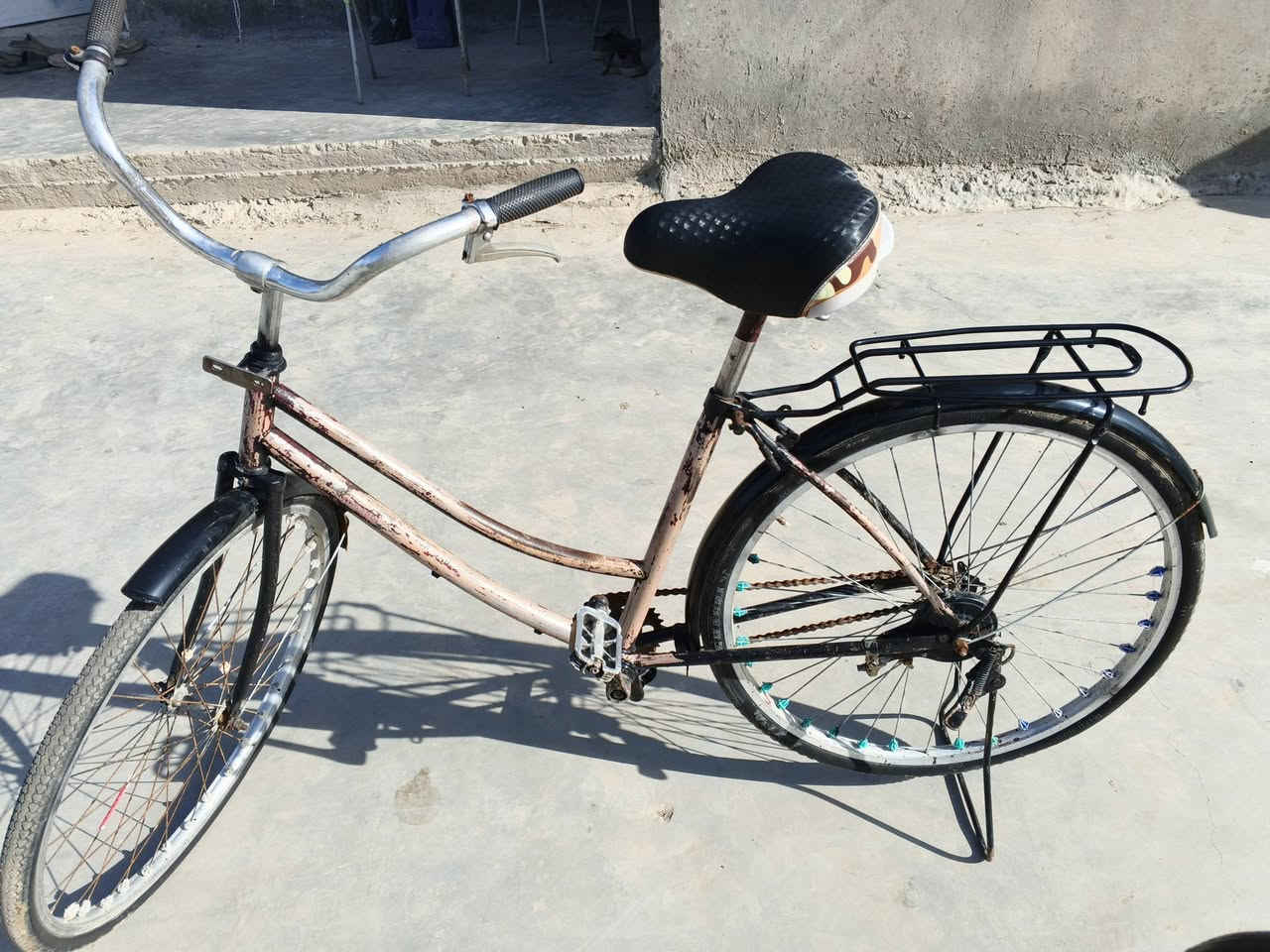 بايسكلات 2للبيع المكان دوانيه دغاره السعر خاص واراوس باسكل


**إذا كنت صاحب هذا الإعلان وتريد حذفه لأي سبب، رجاءا أرسل رسالة إلى الدعم الفني**