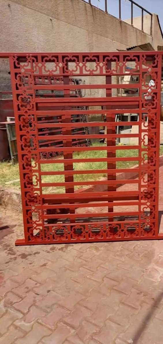 حداده عامه بغداد الشعله تفاصيل خاص وبلخدمه
@إشارة ***********
***********  المليم ونص سعر المتر 65 الف
                           المليم و8 سعره المتر 75الف
                            نوعيه الحديد تركي
