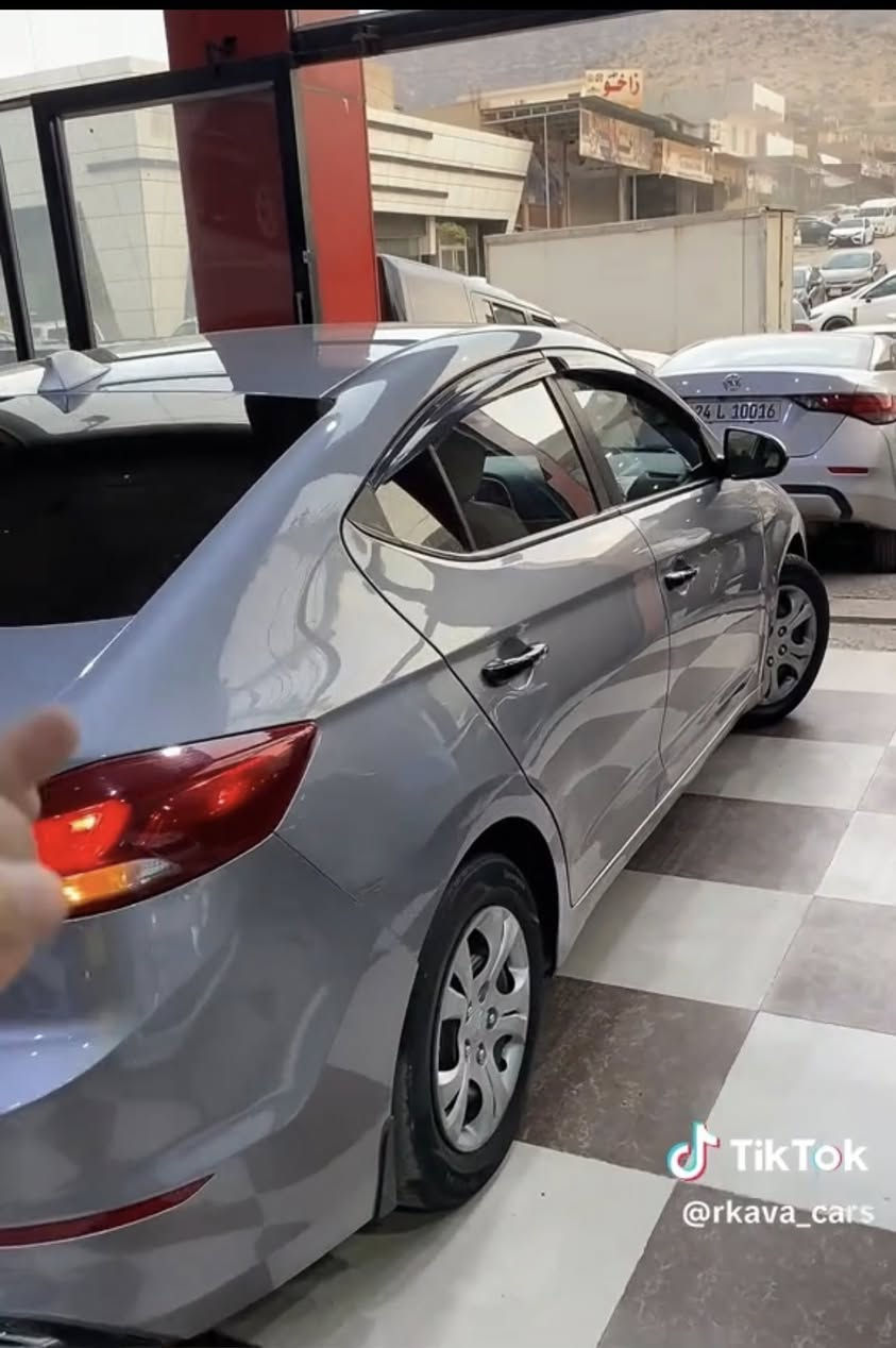 النترا موديل 2017كير ومكينه شرط قطعه وحده بدون داخل معلومات اتصل ع رقم سعر 120مجال ***********
