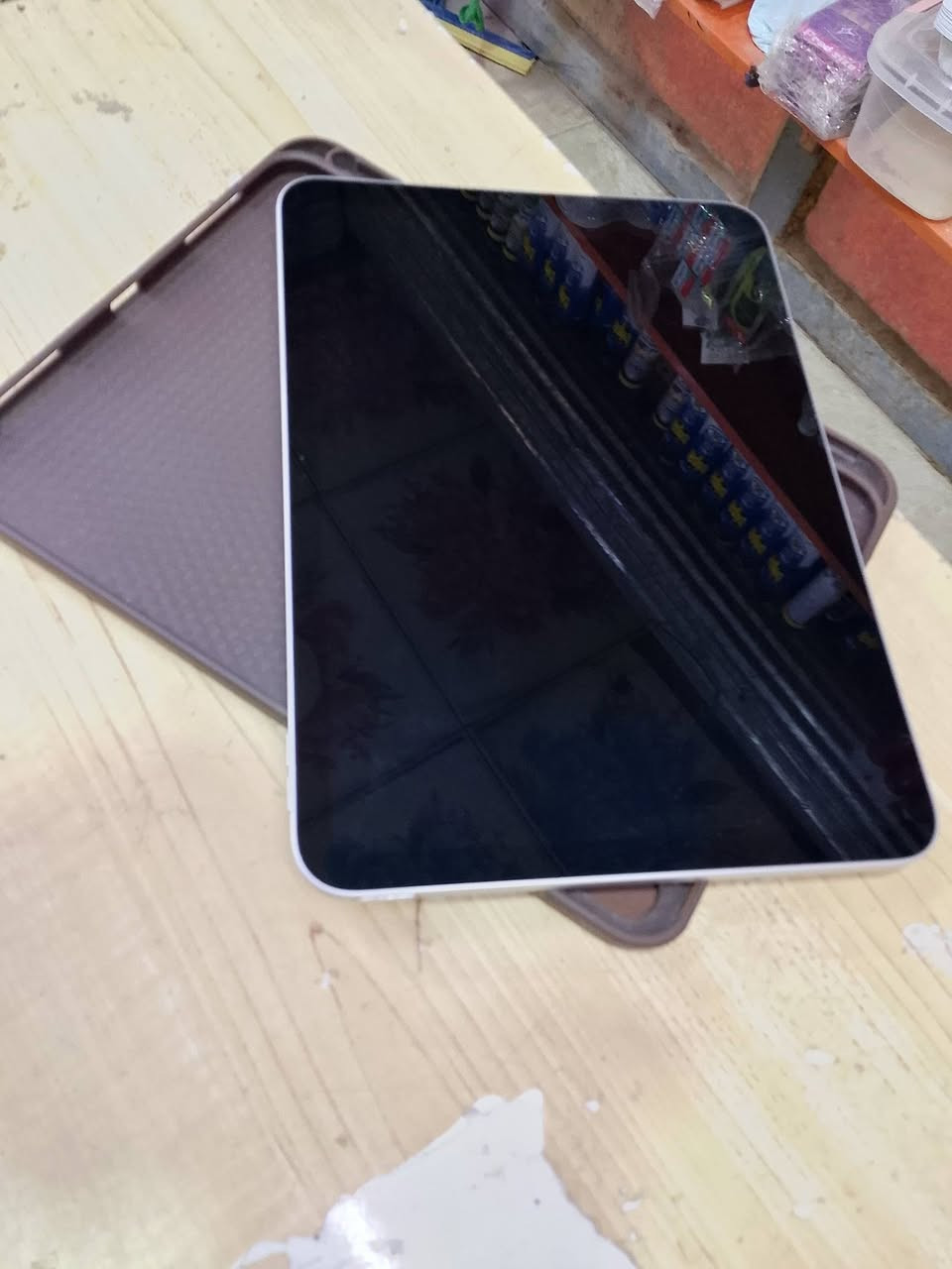 السلام عليكم ايباد 10 ذاكره 64 بطاريه 100 سعر 350 استعمال 10 ايام ملحقات كامله مكان كوفه  ***********
