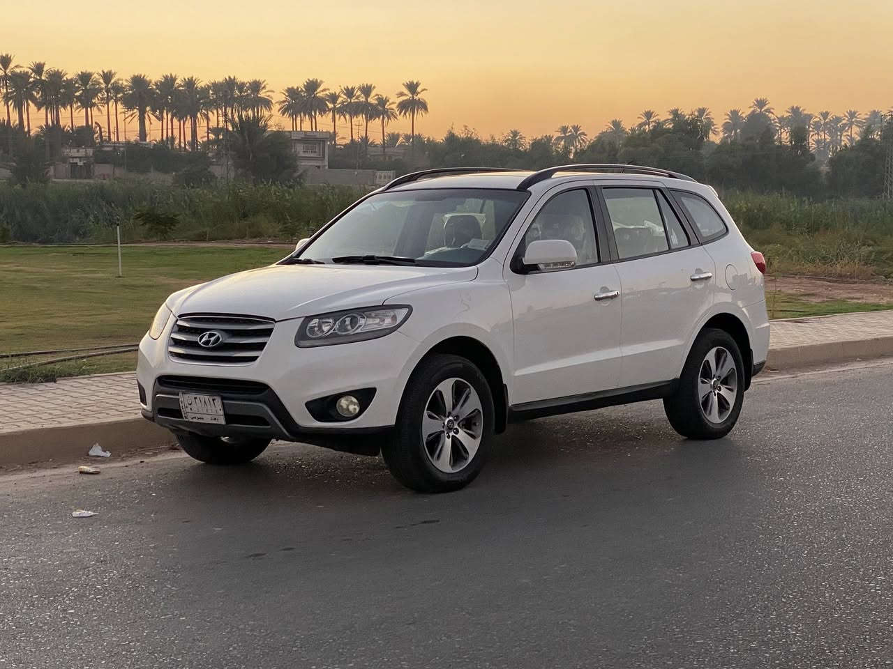 السلام عليكم للبيع هونداي سنتافي 2012 خليجي
رقم بغداد انگليزي ( بأسمي ) تحويل مباشر 
صبغ السيارة مثل ماموضح بالسونار مع المنشور 
بدون حادث ومعجون فقط هلال الجاملغ بي معجون قليل السيارة محرك وصدر وتبريد خير من الله والگير بي خربطة بسيطة .
المواصفات :
محرك 2400
٧راكب
٣ قطع تبريد 
اشاير بلمري
مري قلاب 
فتحه سلايد روف
حساسات اماي وخلفي
تحكم ستيرن
داخل بيجي
كشنات مخمل 
سعـر السيارة 128 ورقة وبيها مجال بسيط 
ملاحظة السيارة اجمل من الصور 
مكان السيارة صلاح الدين الضلوعية 
للاتصال والاستفسار 
***********
*********** واتساب
