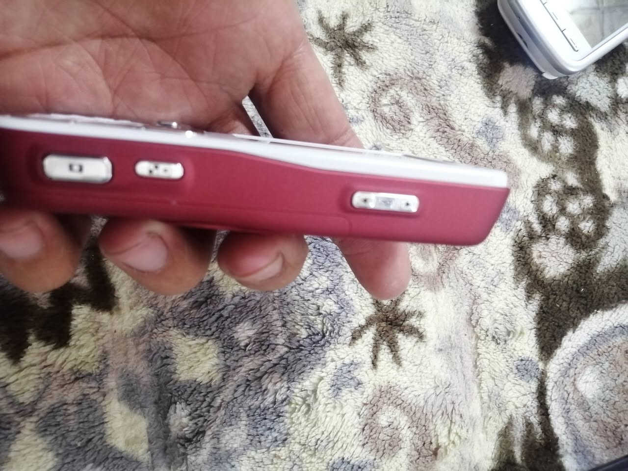 ب٦٥
نوكيا n73
مع بطاريه اصليه وشاحنه وسماعات اذن


**إذا كنت صاحب هذا الإعلان وتريد حذفه لأي سبب، رجاءا أرسل رسالة إلى الدعم الفني**