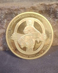 مسكوكة أوربية • بابا الفاتيكان • وزن ١١٨ غم
