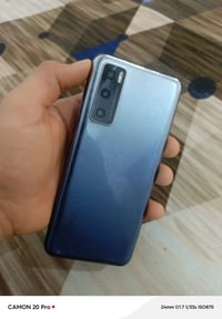 فيفو v20 • ١٢٨ • رام ٨