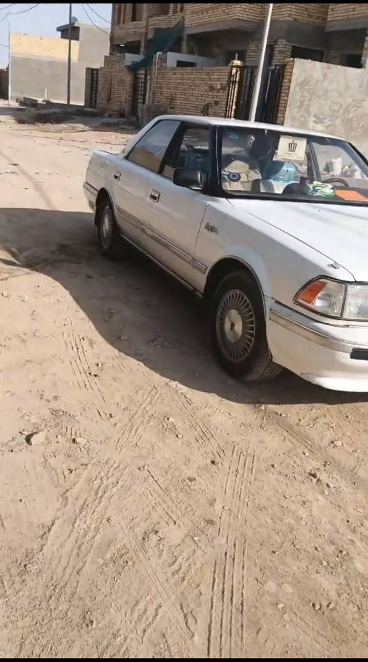سلام عليكم ورحمه الله وبركاته هارتوب للبيع موديل 90 سياره فول تبريد شغال سياره خير من يم الله مكينه 2500 قبق اسود فول سياره للبيع ماكاني واسط رقم نكليزي واسط سياره بسمنه الاستفسار عله الرقم ***********
