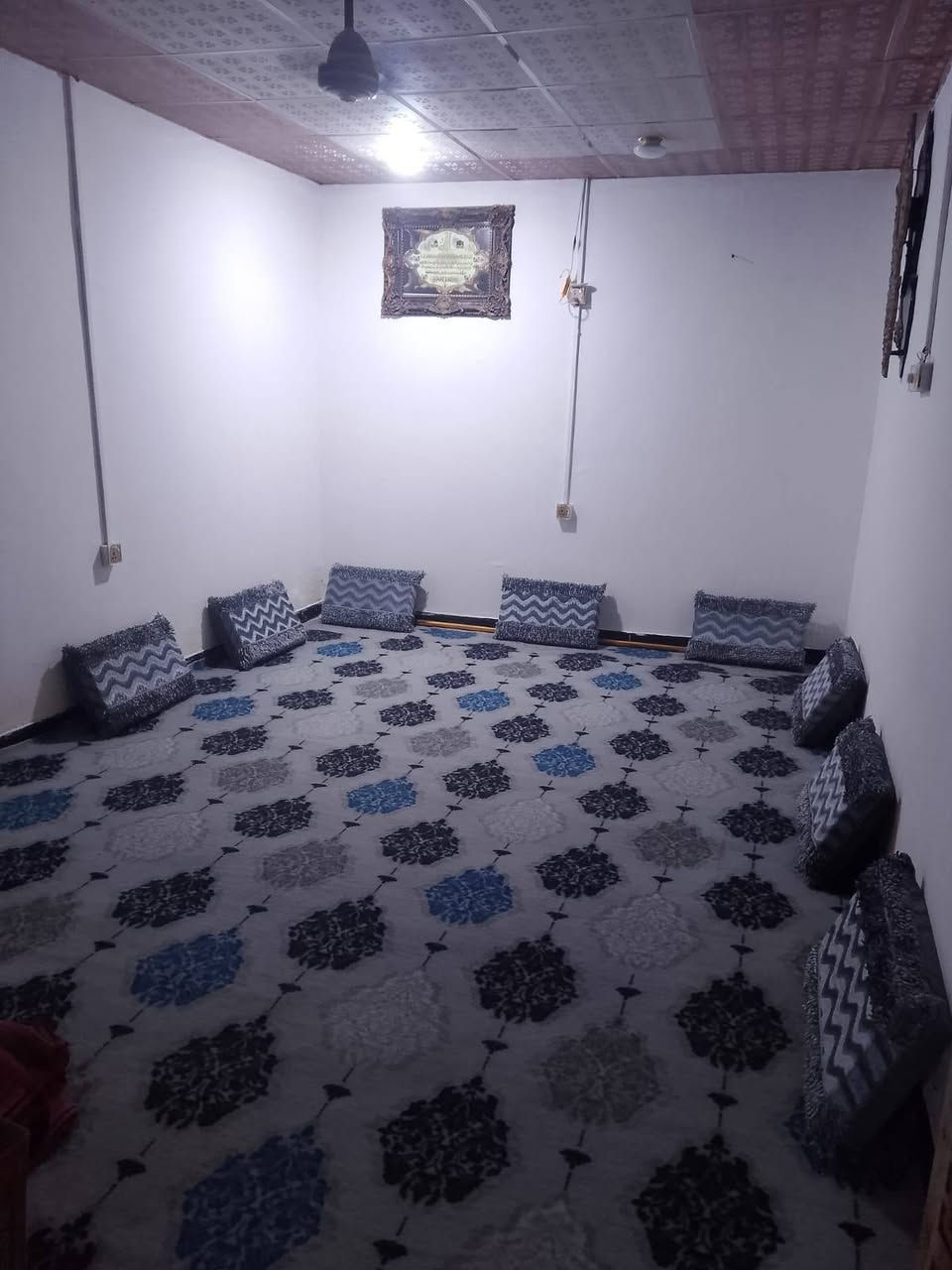 أسعد ألله أوقاتكم بكل خير ♦️
اللاستفسار ***********

توفر دار سكن للبيع
موقع راقي ☑️

المساحه 100م
على شارع تبليط 

جميع الخدمات متوفره
ماء + كهرباء + مدارس أهليه حكوميه كلش قريبه

محتويات البيت ⬇️
دوانيه
صاله
غرفه نوم
مطبخ
صحيات خارجي + داخلي

نوع العقار : طابو زراعي عراقي سند 25 

العنوان : أبي الخصيب طريق الوصطي قرب مدرسه طيور الخصيب

سعر 28 بي مجال السعر بلاش 

اللاستفسار ***********
