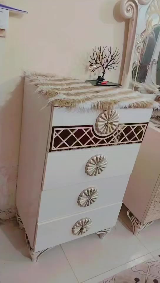 السلام عليكم غرفه نوم للبيع كلش حلوه ونضيفه شراي خاص مكان ديوانيه


**إذا كنت صاحب هذا الإعلان وتريد حذفه لأي سبب، رجاءا أرسل رسالة إلى الدعم الفني**