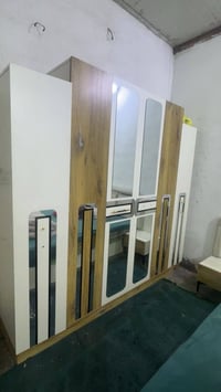 ب ٤٥٠ اخذتها ب ٧٠٠ الله شاهد ماصار الها سنه نقصهة شغلات بسيطه اتصل علي...