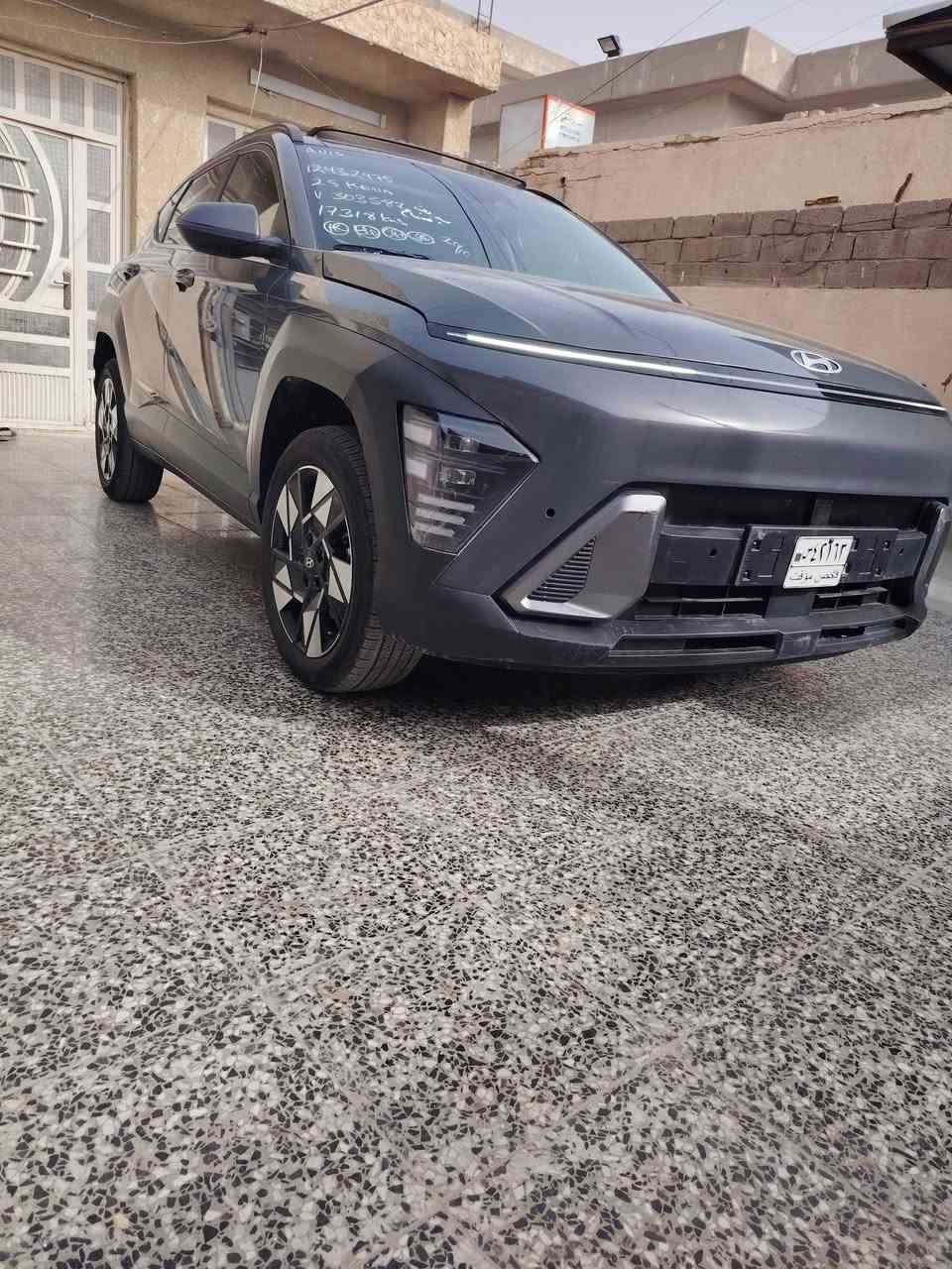 سلام عليكم
للبيع كونا موديل 2025 دخول جديد
بدون رقم ماشيه 11 لف
ضرر السيارة بنيد نفسه مصلح ومصبوغ فقط 
بدون ايرباك بدون دواخل
رقم شاصي وصور الحادث خاص
مواصفات السياره تحكم استيرن جهتين
شاشه كبيره كامره دوار
تحديد مسار اشاير بالمري
كشنات تدفئه استيرن تدفئه
رادارات جانبيه ابواب بصمه
سقف بوني رامه بصمه
تشغل عن بعد سايد بريك كهرباء
داخل جلد اسود تبريد بيانو
قطعتين تبريد شحن السلكي
لد خلفي وامامي الايد زنون
فور ويل حجم المحرك 2000
السعر 166 وبيه مجال بسيط
مكان السياره بغداد حي العامل
اتصال على هذا الرقم ***********
