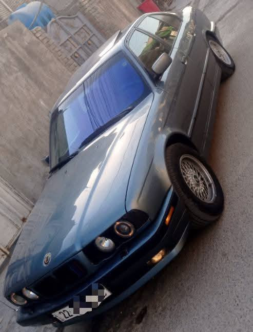 يالله سلام عليكم اقره تفاصيل للبيع بي ام 525 اصل كير ومحرك وتبريد صدر جديد تخم تاير جديد اكسل مخفف بدون ضربه  
رقم اربيل نكليزي سياره كلش حلوه ترايك بصره زاخو معدل اليعجبك كلش حلوه ونضيفه تحويل او وكاله 65 قفل بدون عمله سياره صارت عليه ب73 سبب البيع محتاج فلوس رجآ بيع نقد فقط بدون مراوس ولا اقساط العنوان  ***********بغداد العبيدي
